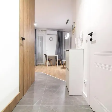 شقة Doskonaly Apartament W Poblizu Wawelu Oraz Wisly